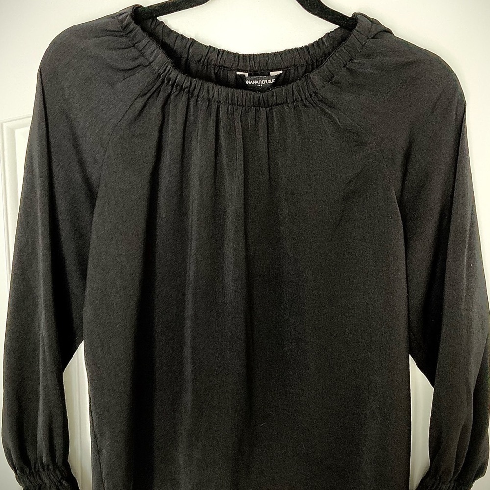 Banana Republic XS long sleeve black top with flared sleeves